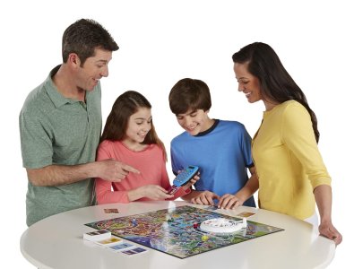 Hasbro The Game of Life Electronic Banking Board Game