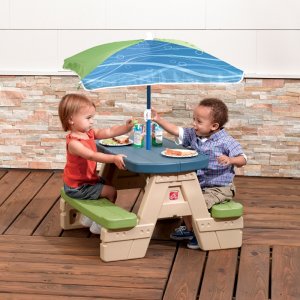 Step2 Sit & Play Picnic Table with Umbrella 841899