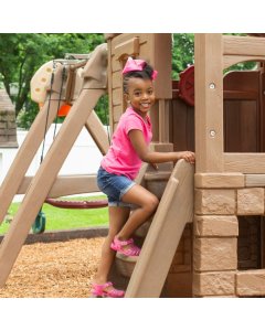 Step2 NP Adv Lodge Play Center with Glider 801400