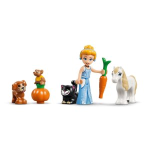 Lego Cinderella Animal Friends Castle 43283 (149 Pieces)