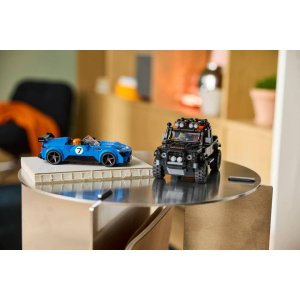 Lego Jaguar Project 7 & Land Rover Defender 77264 (740 Pieces)