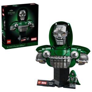 Lego Doctor Doom Bust 76345 (379 Pieces)